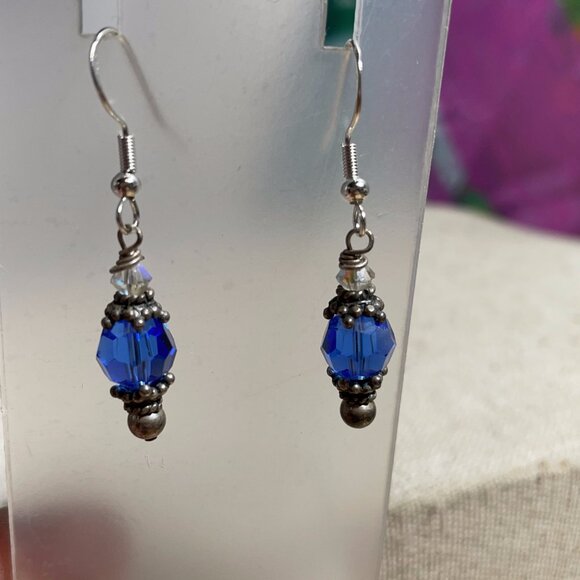 Artisan Blue Clear Crystal Dangle Earrings  1 ½” L NEW - Picture 6 of 6